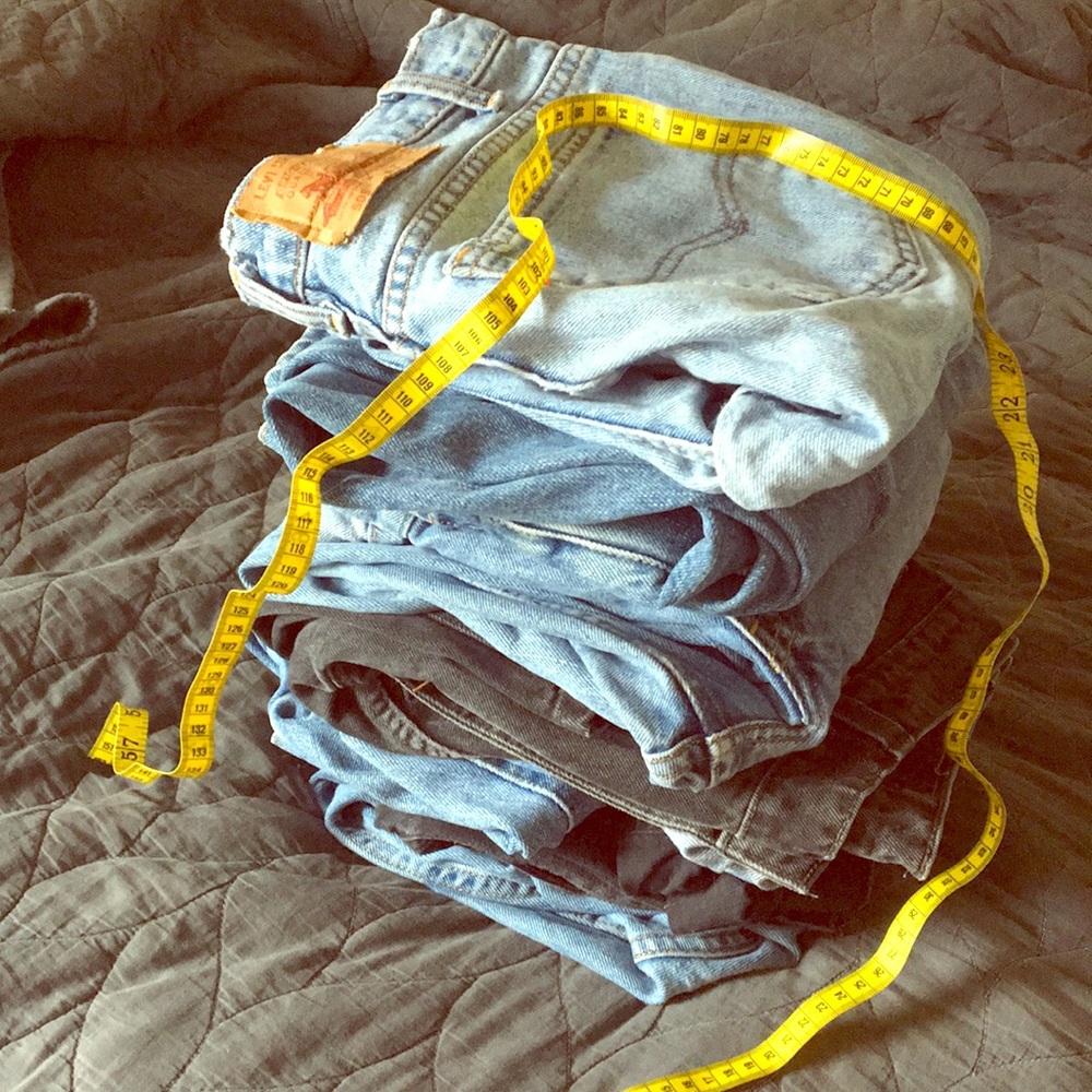 Levi’s Measuring Chart - image 1